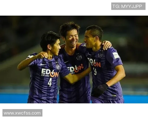 岐阜队与太阳神的激烈对决展现足球魅力与团队精神的巅峰之战